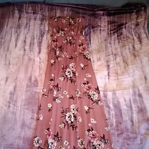 Sleeveless maxi dress